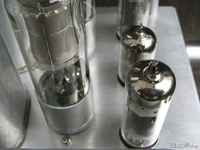 刚完工的全铝6n2+6p1单瑞胆机