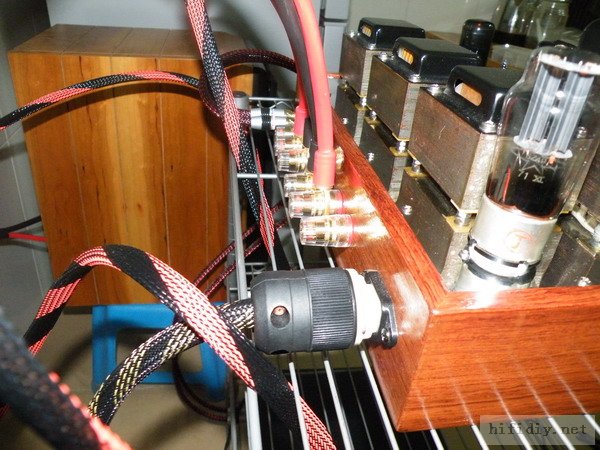 这段时间忙乎的12ax7+6P6P(6v6)单端胆机,献丑了,请各位朋友指