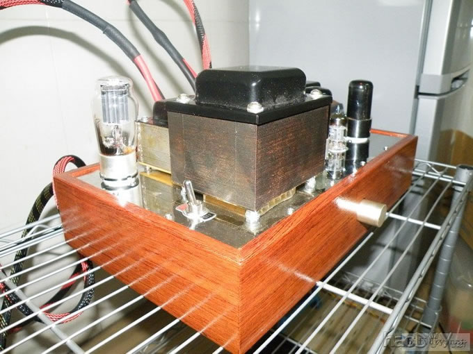 这段时间忙乎的12ax7+6P6P(6v6)单端胆机,献丑了,请各位朋友指