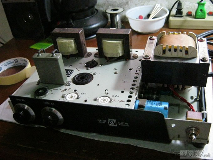 烟罐作牛罩变压器罩,废物利用,绿色环保.