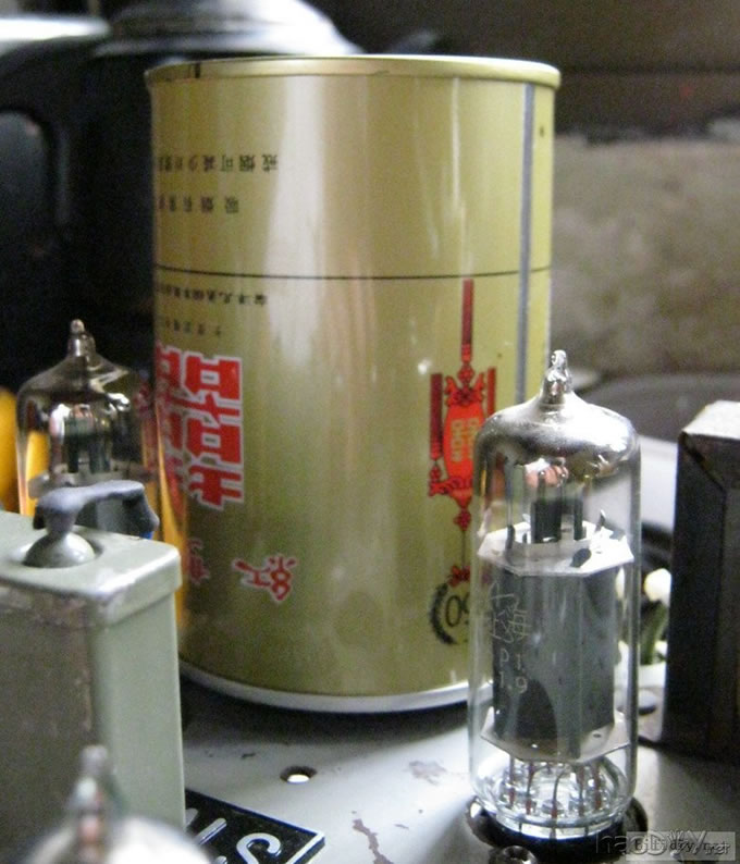 烟罐作牛罩变压器罩,废物利用,绿色环保.