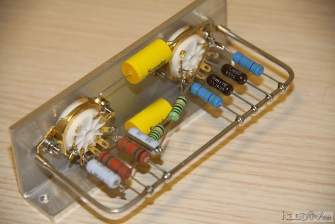 j版的12ax7推12au7电子管胆前级电路做好了,正在试机,还不错