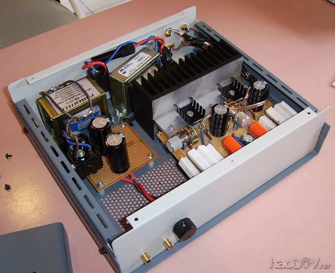 A类2SK1058 MOSFET放大器的内部视图 澳大利亚译文:DIY-A级2SK1058 MOSFET放大器功放