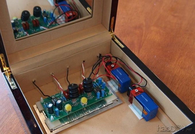 首饰盒6418管Preampamplifier套件 澳大利亚译文:6418(JAN军用)电子管前置放大器/耳机放大器套件