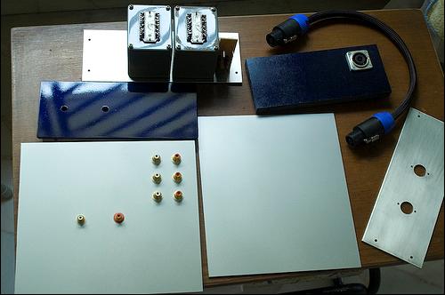 彩绘外壳部件 新加坡译文:5687真空管(电子管)Hi-Fi的前级放大器(LED偏置)