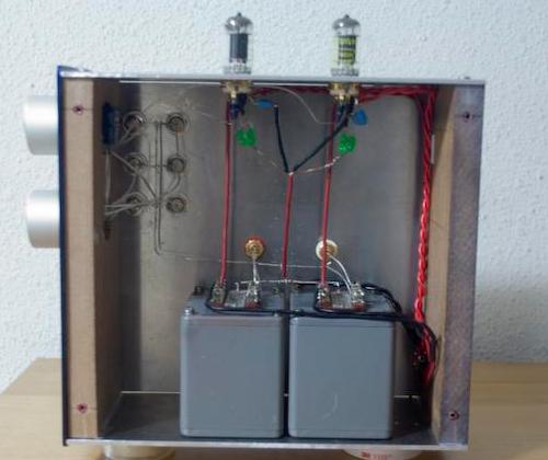 5687的Hi-Fi电子管前置放大器 新加坡译文:5687真空管(电子管)Hi-Fi的前级放大器(LED偏置)