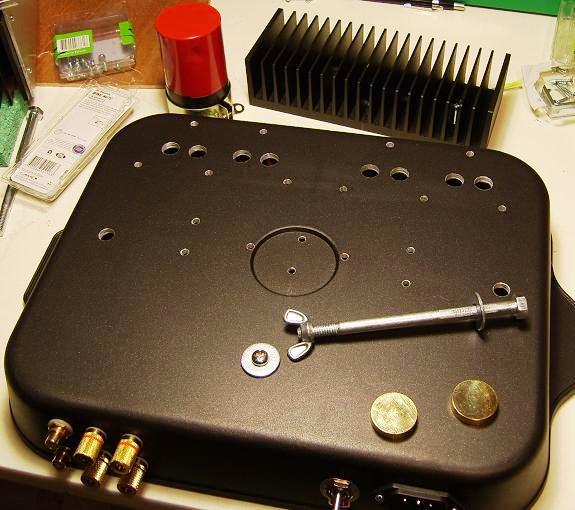 Gainclone铝烤盘机箱 澳大利亚译文:一个LM3875 Gainclone的放大器功放