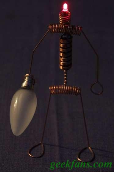 10.jpg 点亮的LED人