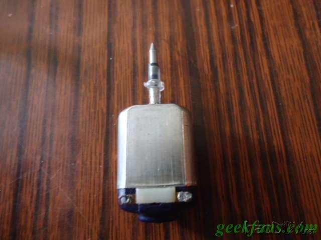 DSC01890.JPG 自制小电钻