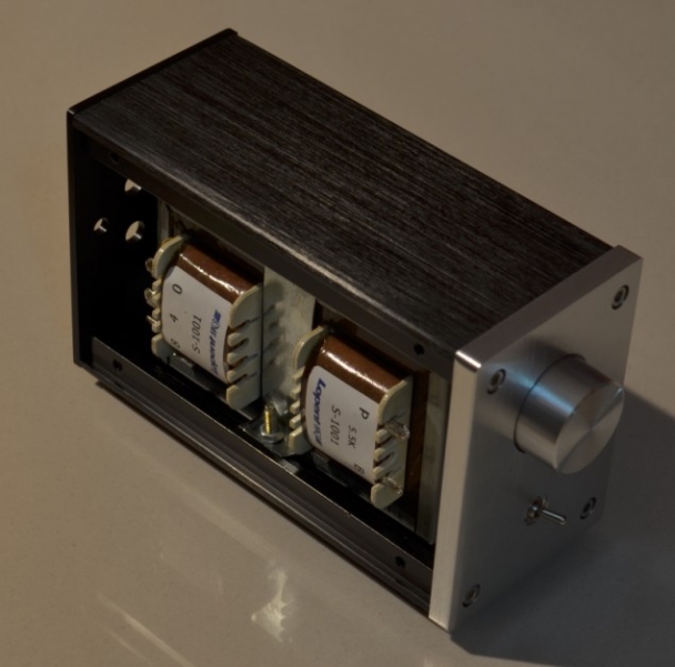 书桌上的6n1+6P14迷你单端胆机