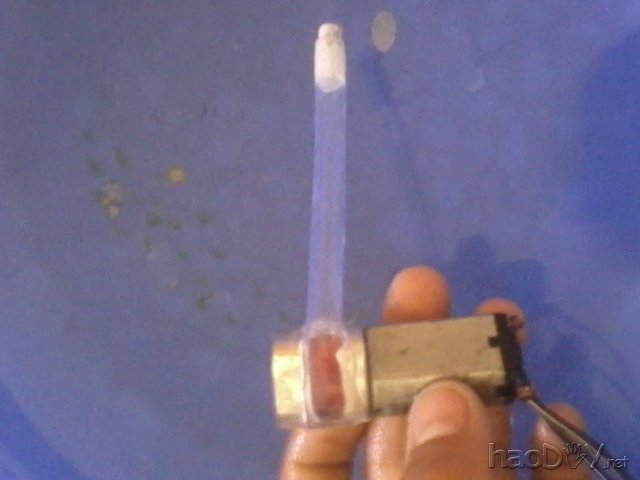 照片0017.jpg 自己做了个微型小水泵,结构超简单,能力很强大