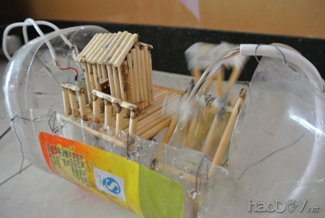 2.jpg 自制水泵后做的小“盆景”