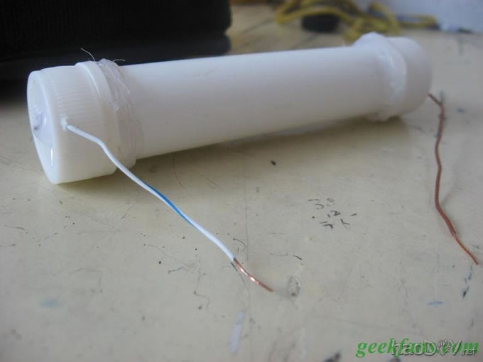 非常简单实用 pvc管自制5号电池盒(原创)