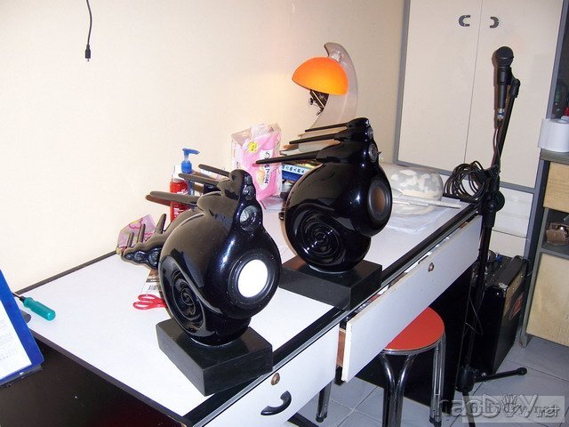 超级精心制作仿英国B&W天价鹦鹉螺音箱