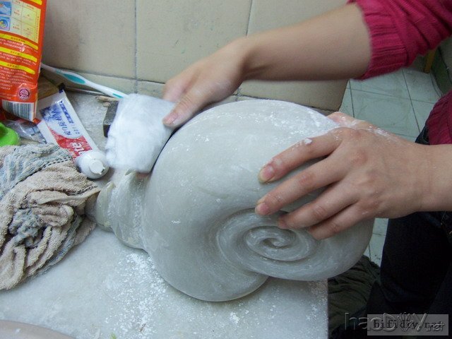 超级精心制作仿英国B&W天价鹦鹉螺音箱