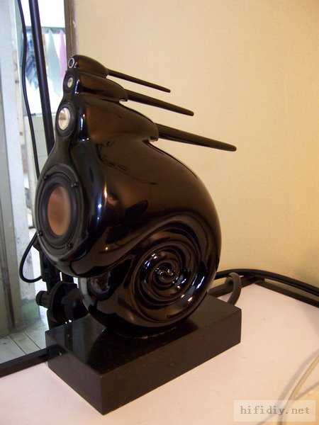 超级精心制作仿英国B&W天价鹦鹉螺音箱