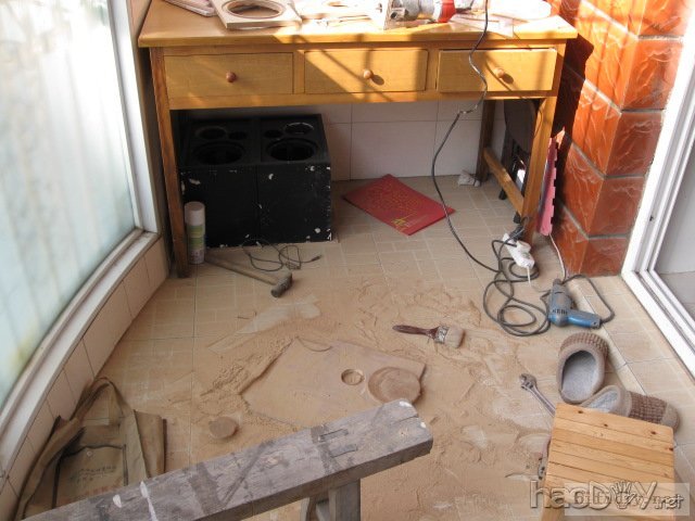 改造制作音箱很辛苦,修边机刻台阶很容易成功。。