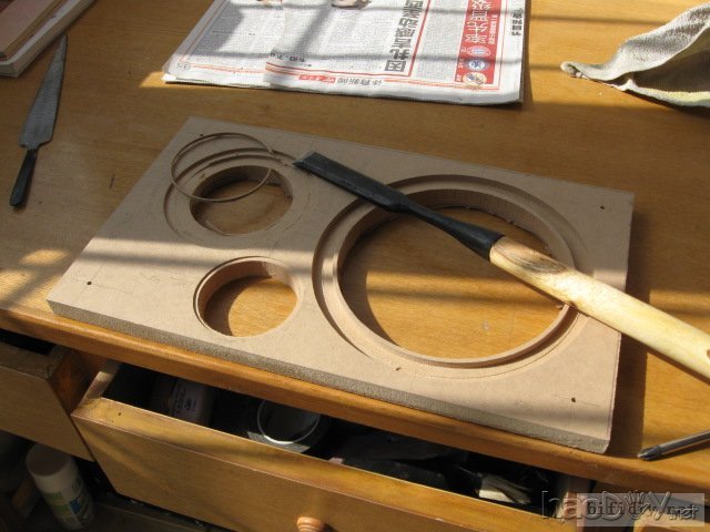 改造制作音箱很辛苦,修边机刻台阶很容易成功。。