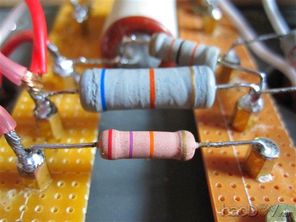 DIY制作的6SN7推FU50电子管单端胆机