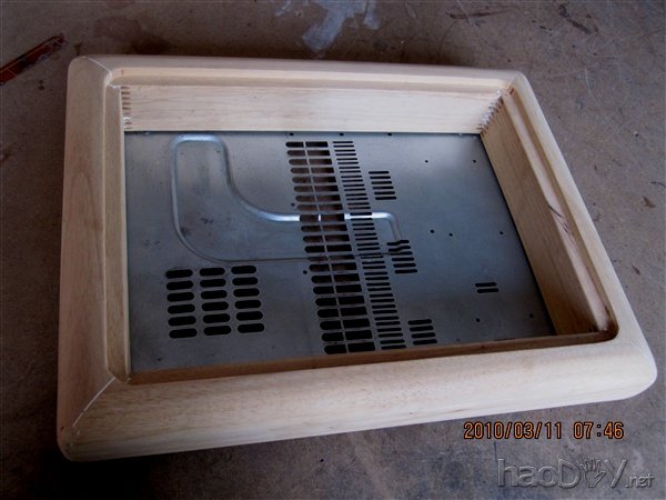 DIY制作的6SN7推FU50电子管单端胆机