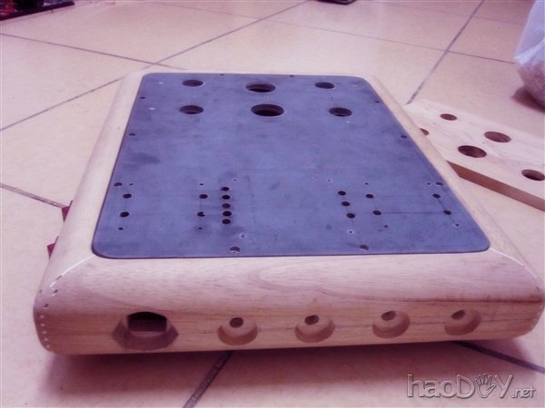 DIY制作的6SN7推FU50电子管单端胆机