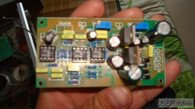 我做的1.2寸vifa威发全频喇叭音柱+8寸低音炮