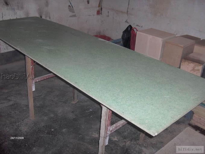 直仿玉石打造的惠威M1奢华限量版书架箱