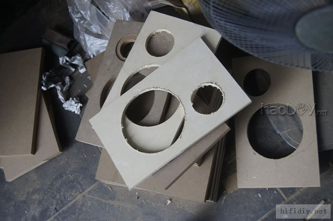 五天潜心设计diy制作打造的小书架音箱