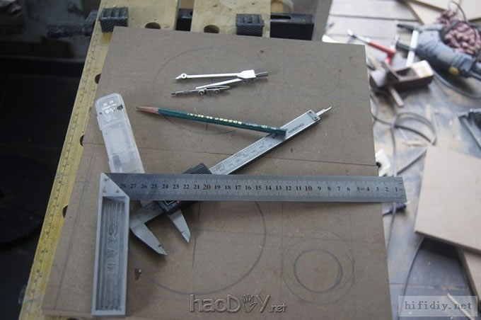 五天潜心设计diy制作打造的小书架音箱