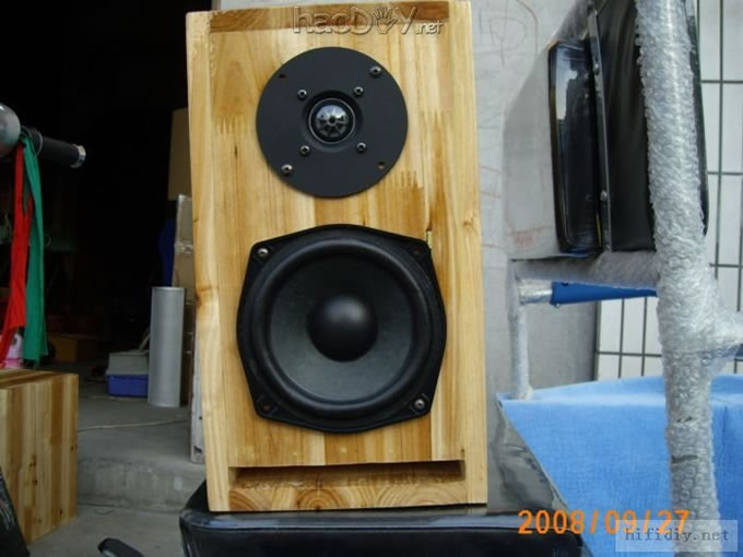 自己diy制作的小书架音箱