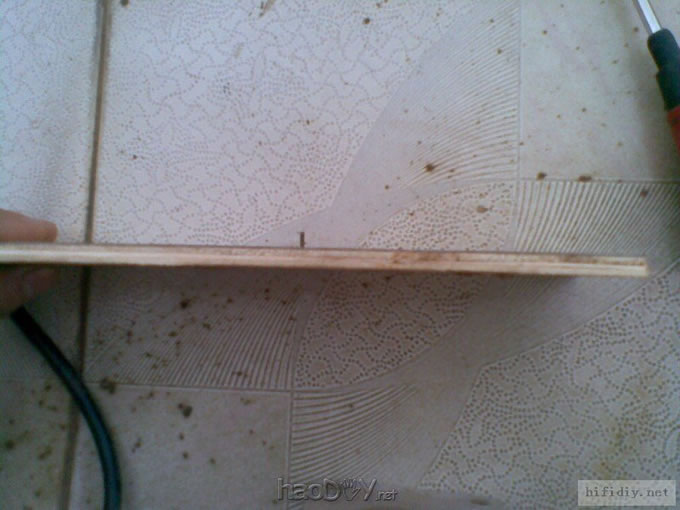 diy自制音箱 用修边机开喇叭洞