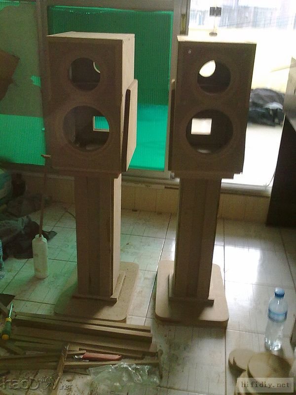 菜鸟第一次DIY制作惠威ss6.5r中低音+k1高音喇叭音箱开始了