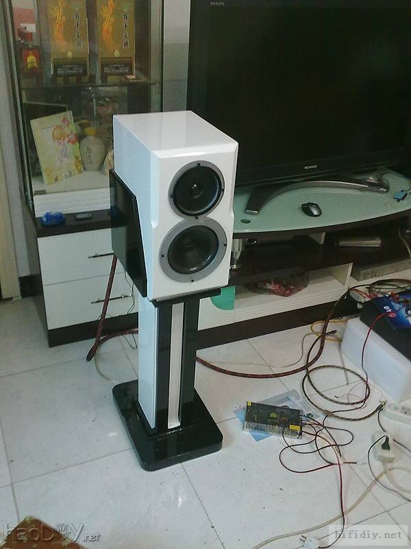 菜鸟第一次DIY制作惠威ss6.5r中低音+k1高音喇叭音箱开始了