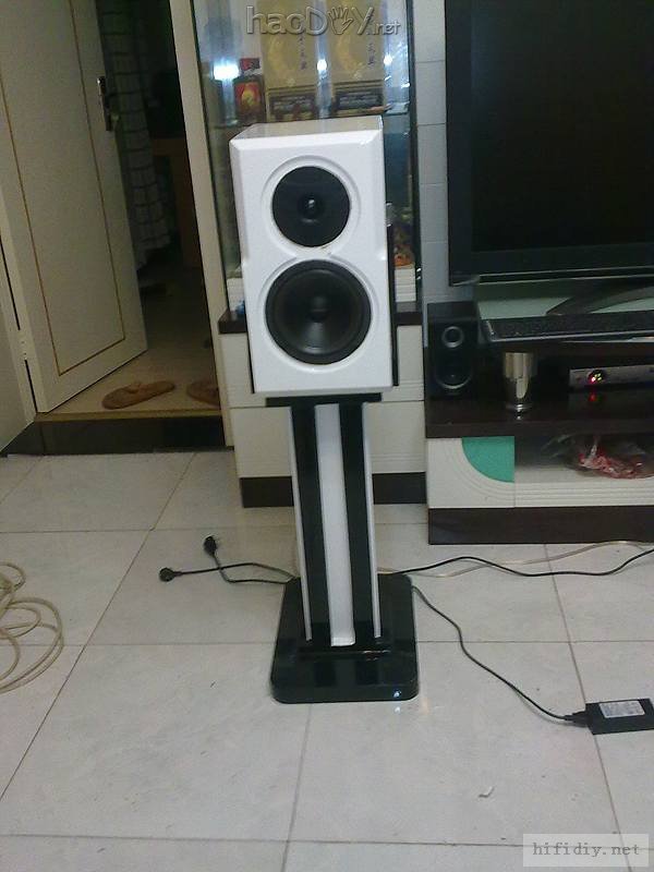 菜鸟第一次DIY制作惠威ss6.5r中低音+k1高音喇叭音箱开始了