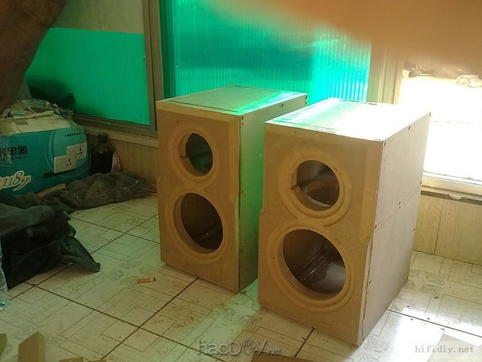 菜鸟第一次DIY制作惠威ss6.5r中低音+k1高音喇叭音箱开始了