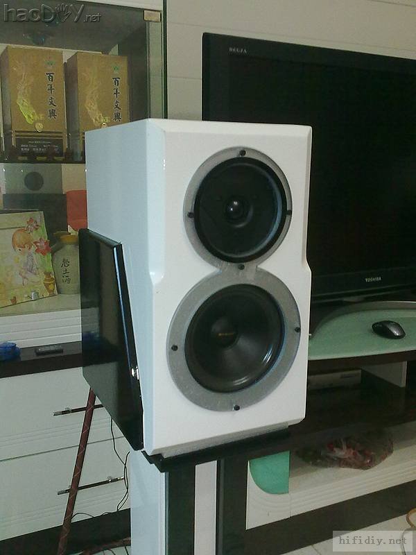 菜鸟第一次DIY制作惠威ss6.5r中低音+k1高音喇叭音箱开始了