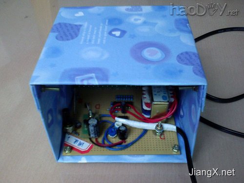 送给女伴侣最好的生日礼品-LOVE led流水灯建造完成