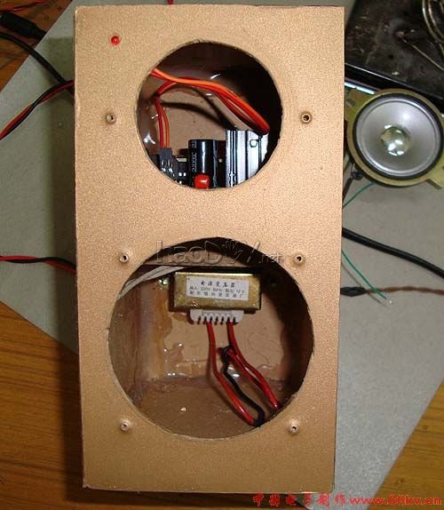 自制茶叶盒做的立体声小音箱