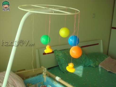 自制简单实用的宝宝玩具DIY 看球风铃DIY