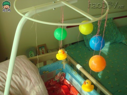 自制简单实用的宝宝玩具DIY 看球风铃DIY