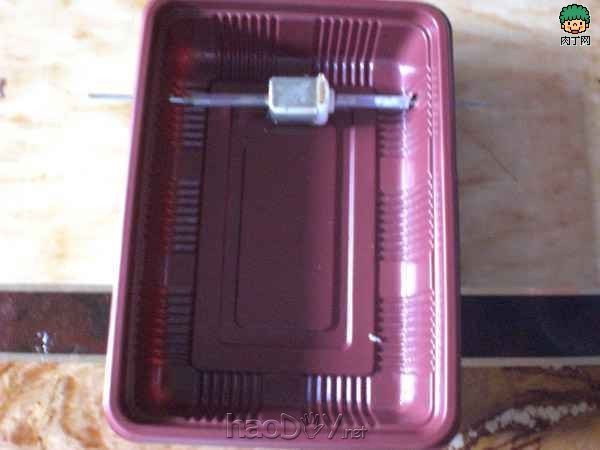 ÖÆ×÷ÀûÓòͺÐÖÆ×÷¼òÒ׵綯Ã÷ÂÖ´¬µÄ·½·¨Í¼½â