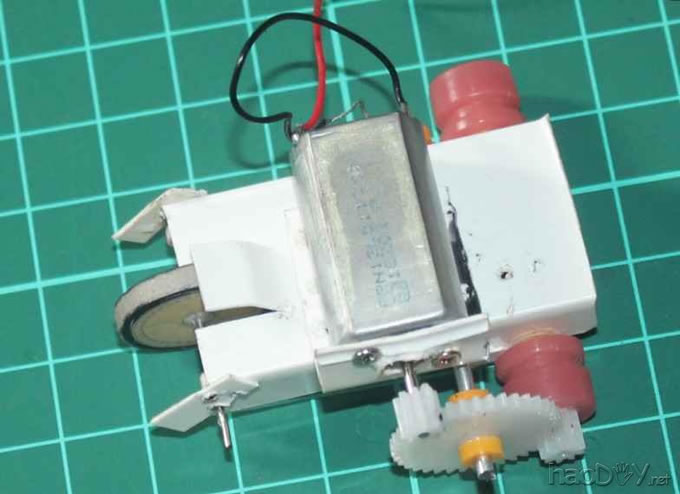 自制利用PVC管自制超酷高速跑车的制作教程图解