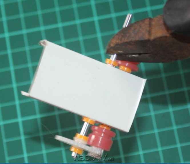 自制利用PVC管自制超酷高速跑车的制作教程图解