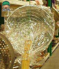 自制易拉罐变无线路由器增益天线 教你无线如何蹭网