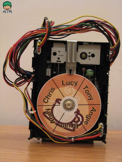 diy用废弃硬盘打造一个自动打赌划拳转盘