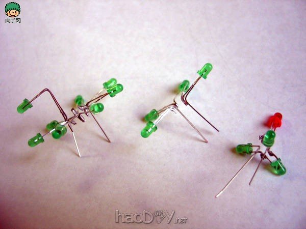 制作圣诞树般漂亮的LED小灯DIY图解