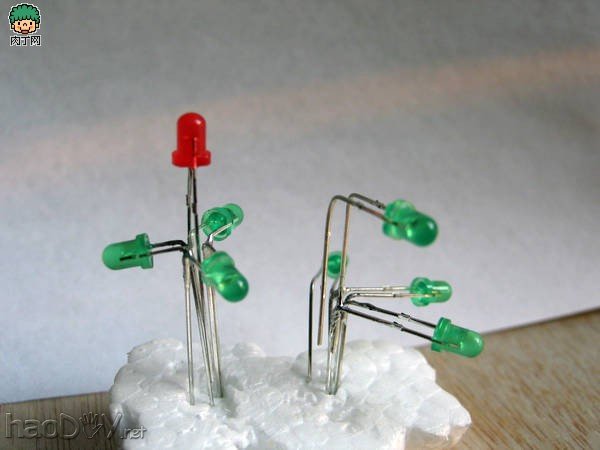 制作圣诞树般漂亮的LED小灯DIY图解