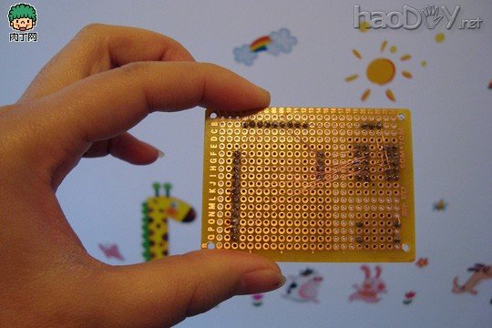 自制简单有趣的LED汽车表情灯仪DIY方法