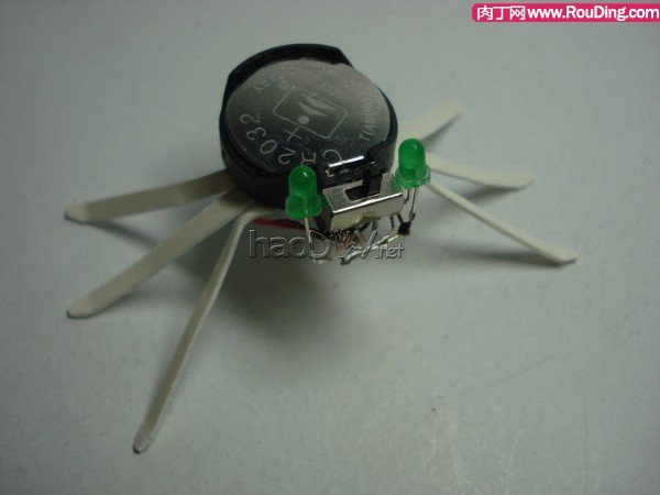 自制可爱的暴走电子昆虫机器人DIY图解