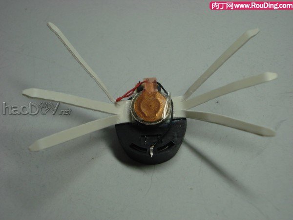 自制可爱的暴走电子昆虫机器人DIY图解